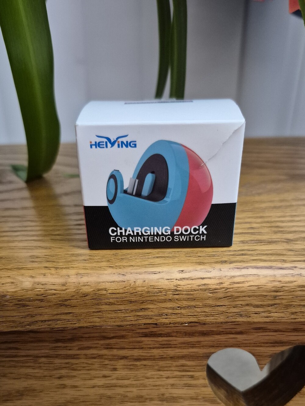 Blue and Red Charging Dock for Nintendo Switch/switch Lite/switch Oled.